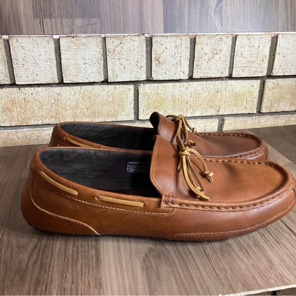 Men’s UGG Chester Slipper/Loafer - Picture 3 of 6